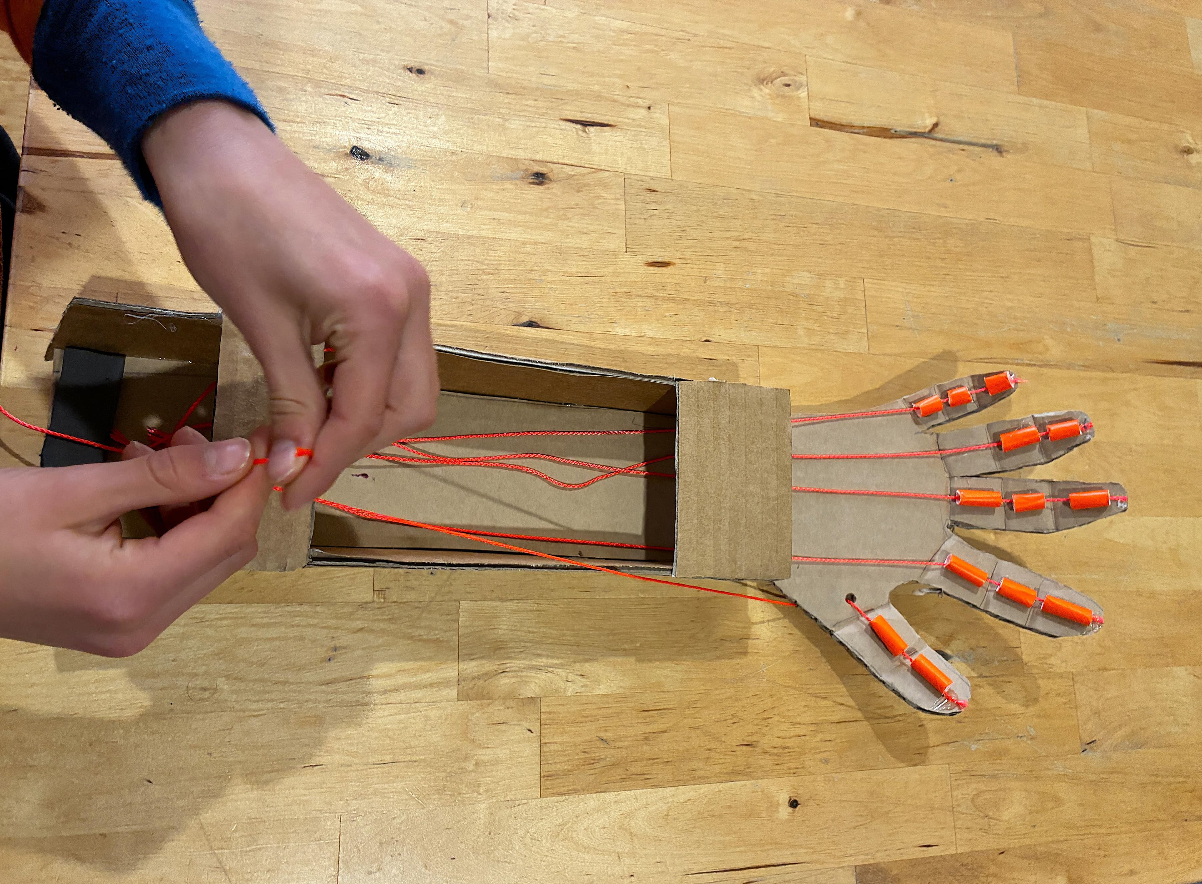Build A Robot Arm: maker workshop (7 yrs+) School Holidays
