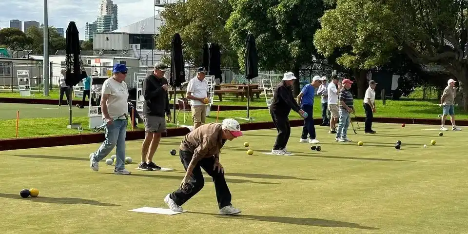 Uber Clubhouse - Sunset Lawn Bowls